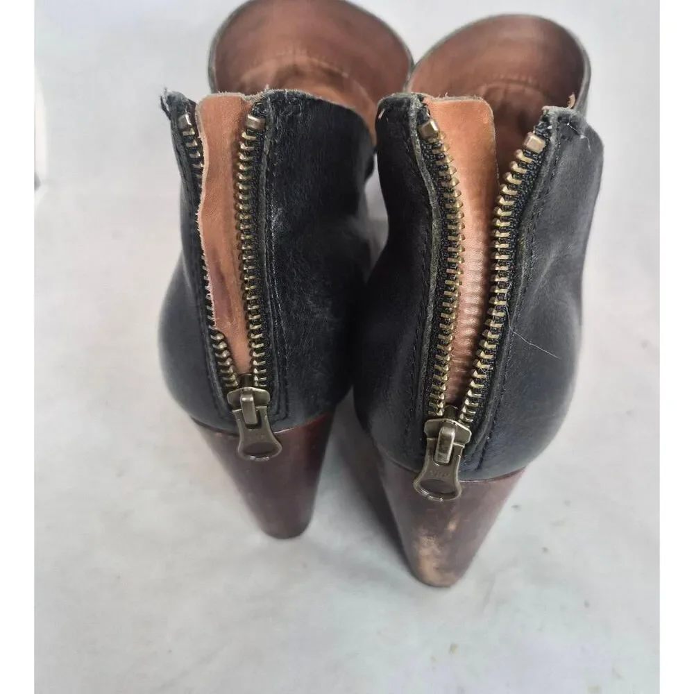 Kork Ease Castaneda booties